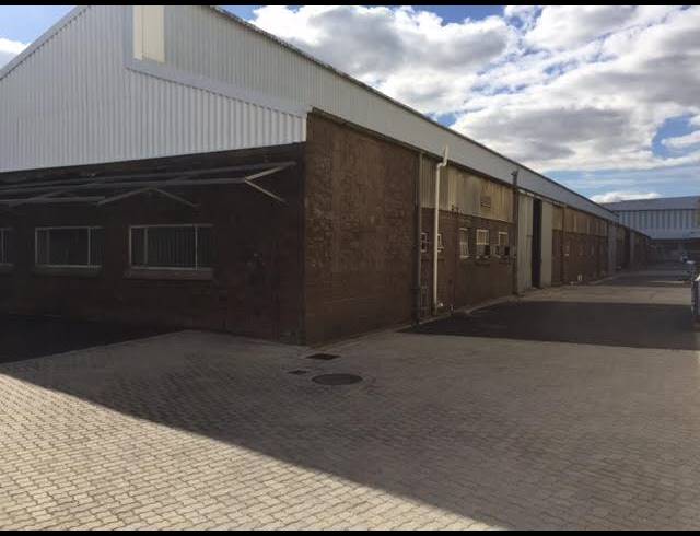750M² FACTORY TO LET IN EPPING INDUSTRIAL